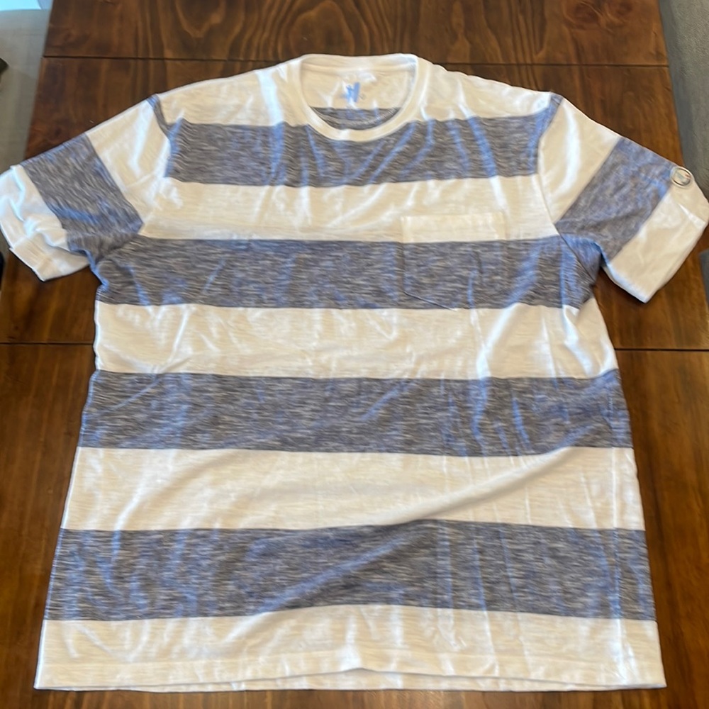 Johnnie-O Men’s XL Short Sleeve Shirt